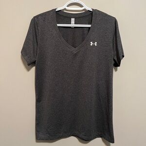 Under Armour Gray V-Neck T-Shirt, Size L